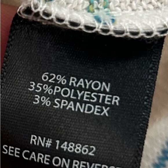 NEW Torrid Off-Shoulder Hacci Stripe Raglan Tee White multicolor Size 2X - Picture 8 of 12